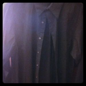 Van Heusen Dress Shirt - size 16/32/33